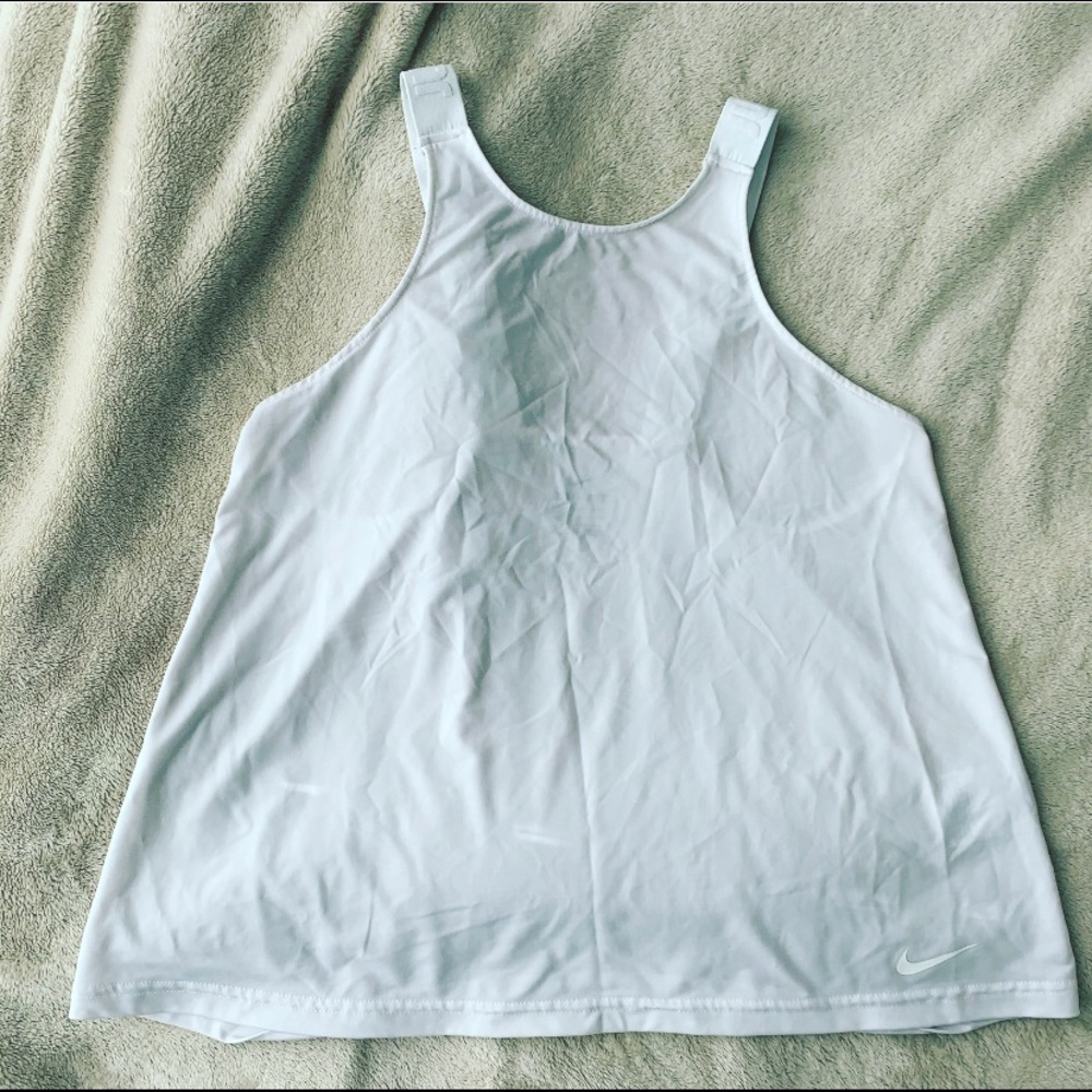 Nike drifit strappy tank